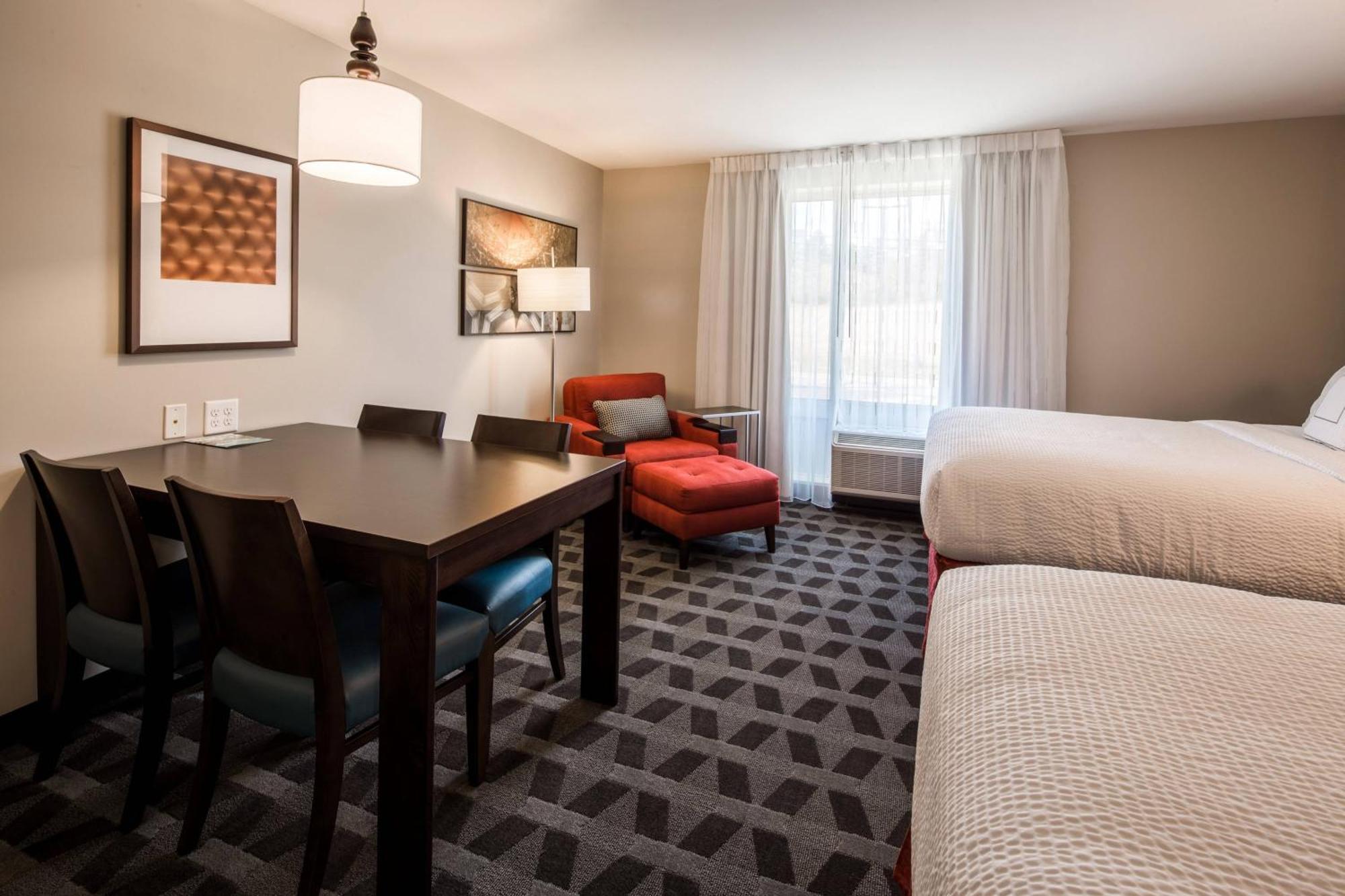 Towneplace Suites By Marriott Cleveland Room photo
