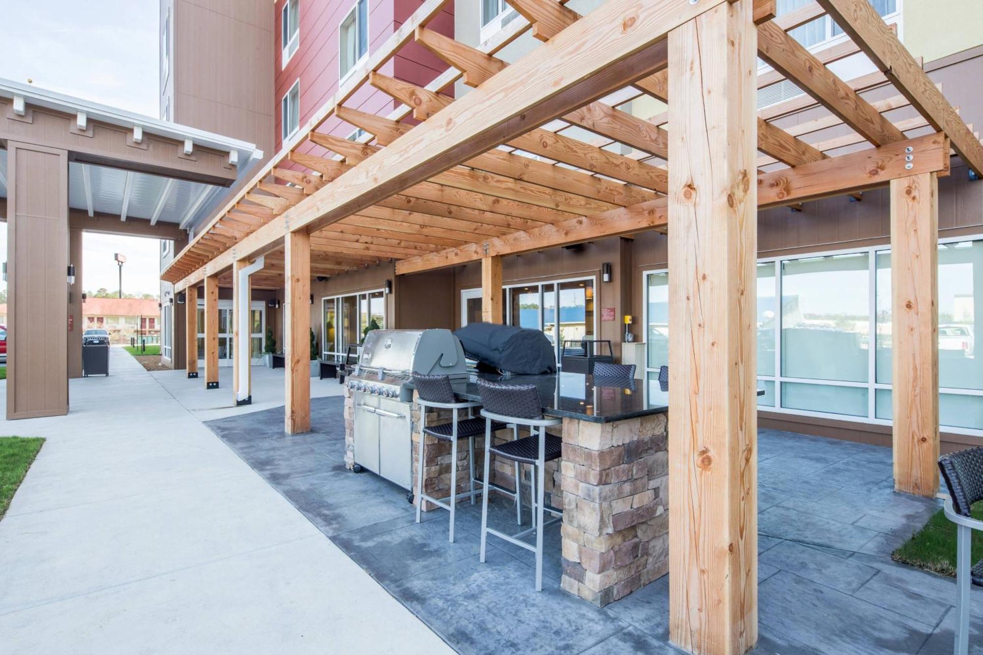 Towneplace Suites By Marriott Cleveland Exterior photo