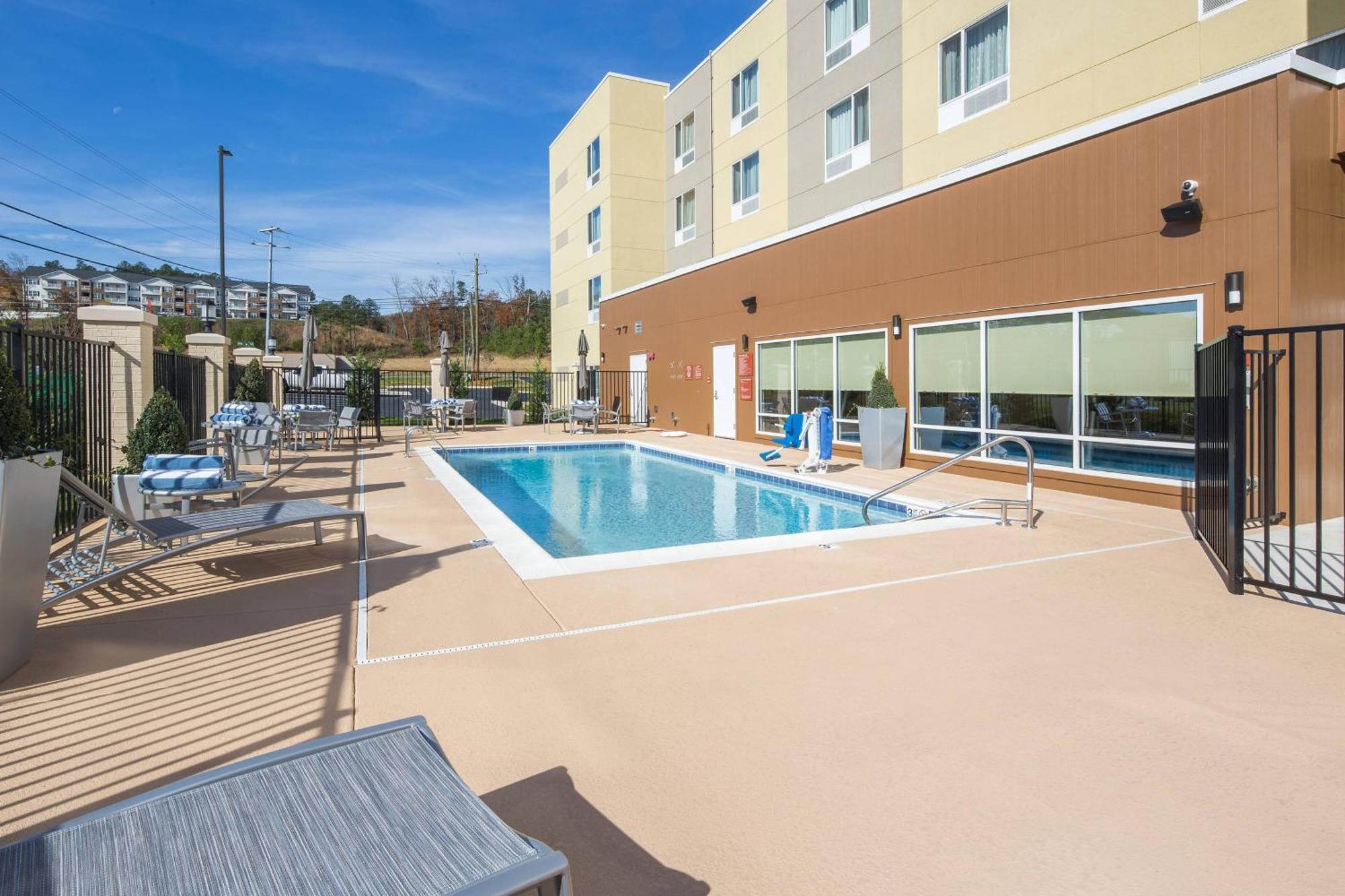 Towneplace Suites By Marriott Cleveland Exterior photo